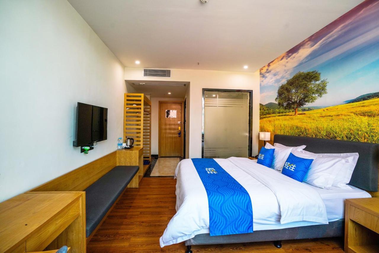 Felice Hotel-Guangzhou Baiyun International Airport Renhe Metro Station Branch Luaran gambar