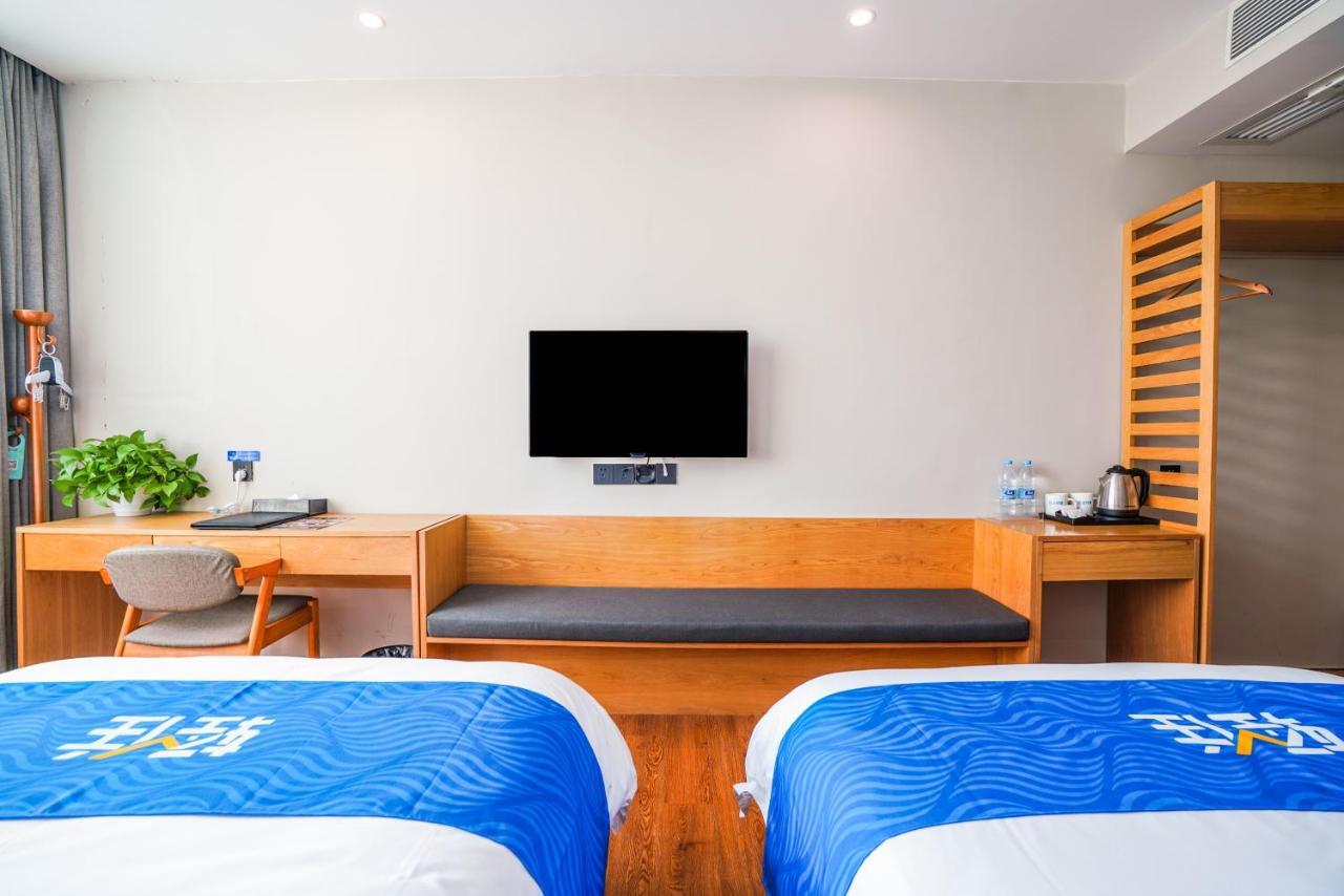 Felice Hotel-Guangzhou Baiyun International Airport Renhe Metro Station Branch Luaran gambar